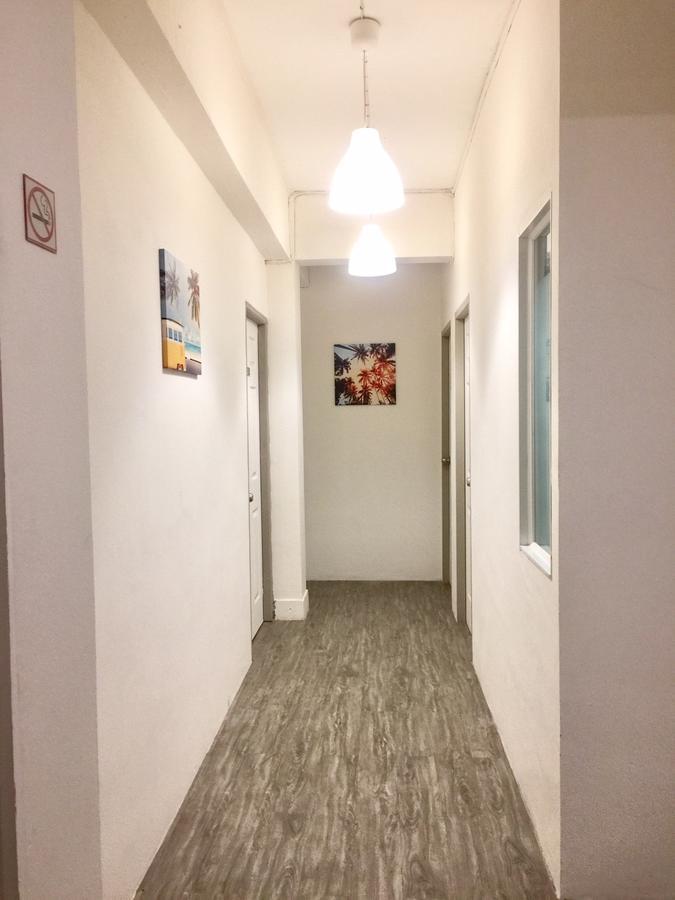 24 Poshtel Salaya Hostel Екстериор снимка